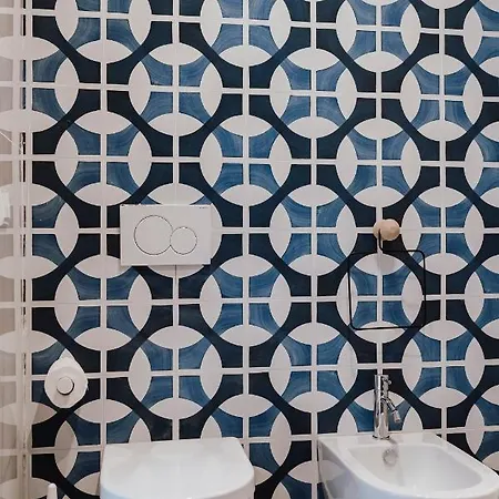 L'isola Di Bar 斯培西亚